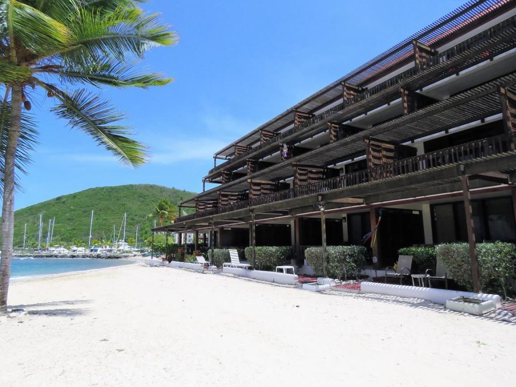 Sapphire Beach Resort And Marina East End  Buitenkant foto